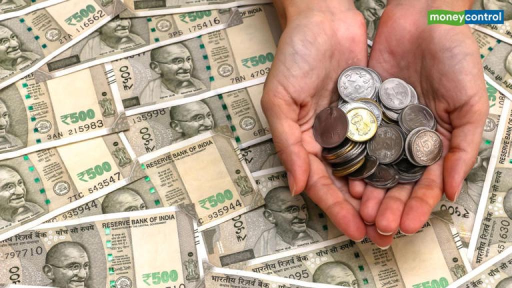 RBI Repo Rate Cut: 4 बैंकों ने सस्ता किया कर्ज, क्या इनमें आपका बैंक भी है शामिल?