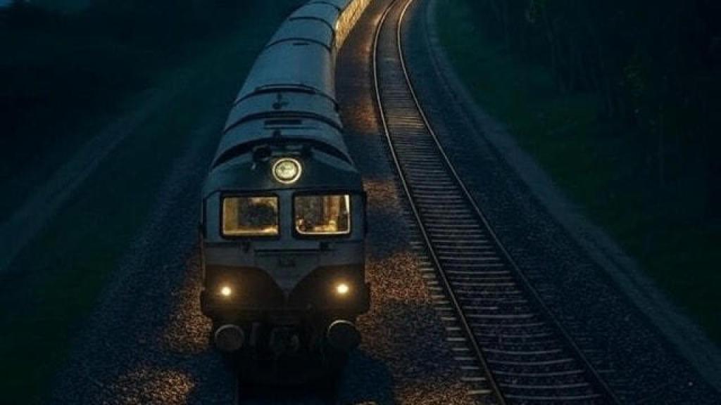 लगा ट्रेन पलट जाएगी... पटना में मेमू से टकराई बाइक, बड़ा रेल हादसा टला