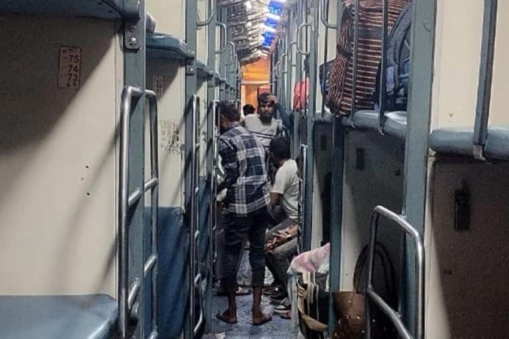 यात्रीगण कृप्या ध्यान दें... बिहार से चलने वाली कई ट्रेनें कैंसिल