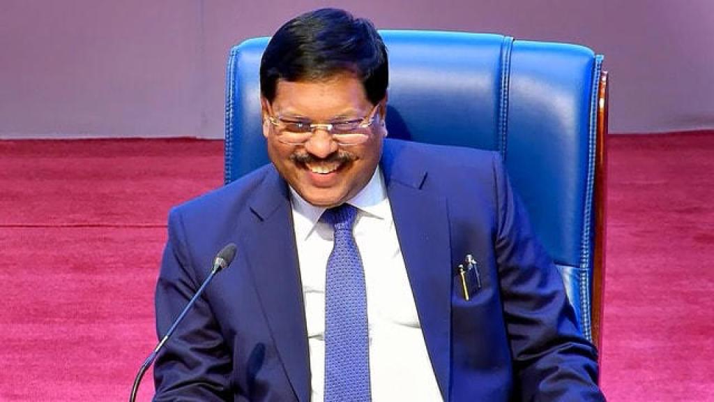 कितने साल से प्रैक्टिस कर रहे हो? सीजेआई ने वकील से पूछा और ठोक दिया जुर्माना; क्या है पूरा मामला