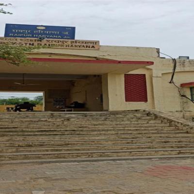 हिसार से दूर सुनसान जगह पर स्टेशन, 2.25 बजे कैसे पकड़े चंडीगढ़ की ट्रेन