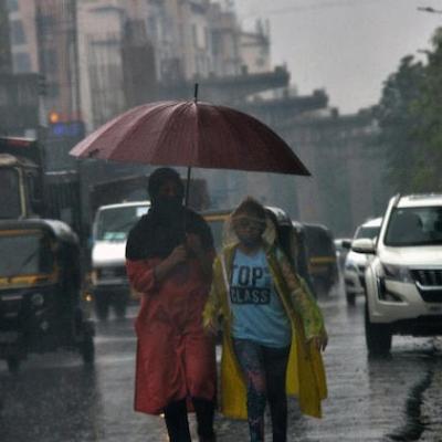 UP Weather Update: 27 जुलाई को यूपी के इन जिलों में भारी बारिश का बड़ा अलर्ट, आंधी-तूफान-बिजली गिरने की चेतावनी जारी