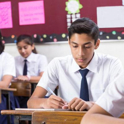 NCERT: एनसीईआरटी देगा अब 10वीं-12वीं सर्टिफिकेट को समानता, स्टूडेंट्स को नहीं लगाने होंगे स्कूल के चक्कर