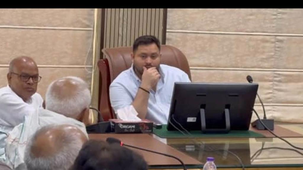 बिहार में यात्रा पर निकलेंगे राहुल और तेजस्वी, एनडीए सरकार की खामियां गिनाएंगे