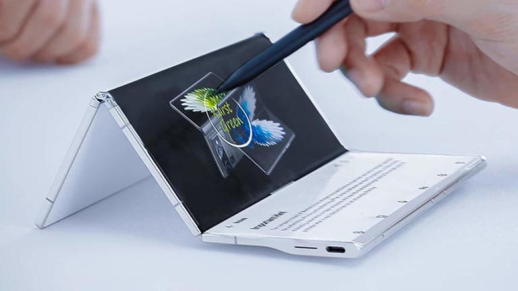 Techno लाया तीन बार फोल्ड होने वाला फोन, बड़ी स्क्रीन के साथ मिलते हैं कई दमदार फीचर्स