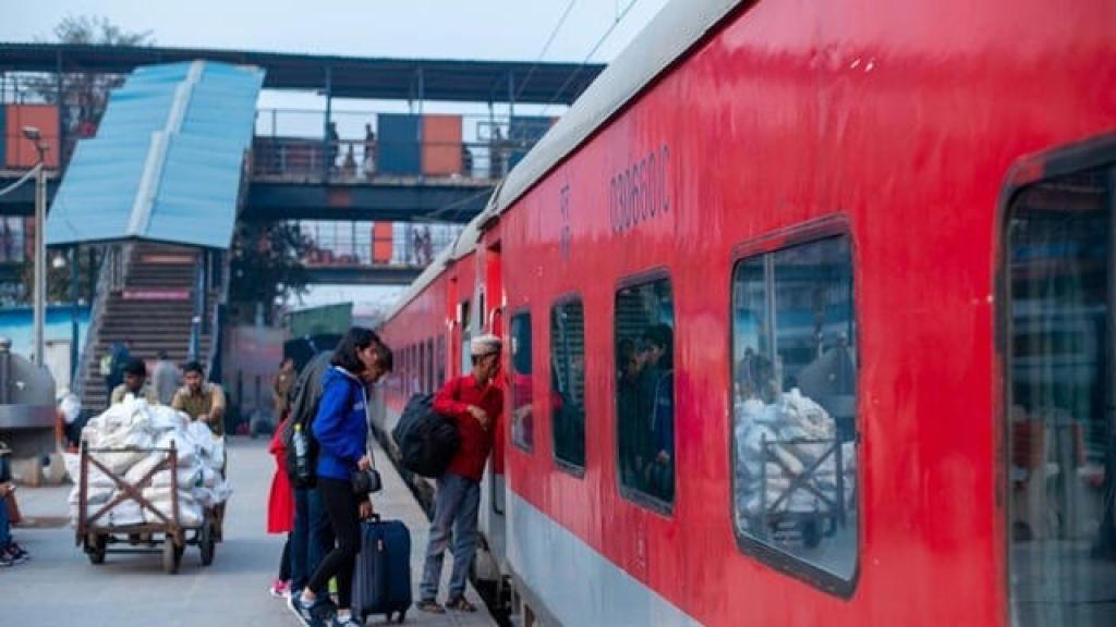 3E और 3AC कोच में क्या है अंतर, चार्ट तैयार होने के बाद जानें टिकट कैंसिलेशन के नियम