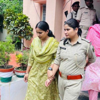 Samastipur News: 20 हजार रिश्वत लेते महिला थानाध्यक्ष व चालक गिरफ्तार, मामला रफा-दफा करने को मांगे थे रुपये