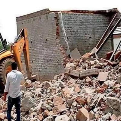 पहले 25 एकड़ में विकसित हो रही अवैध कॉलोनी को तोड़ा, अब फार्म हाउस पर चला बुलडोजर, फरीदाबाद में जारी है एक्शन